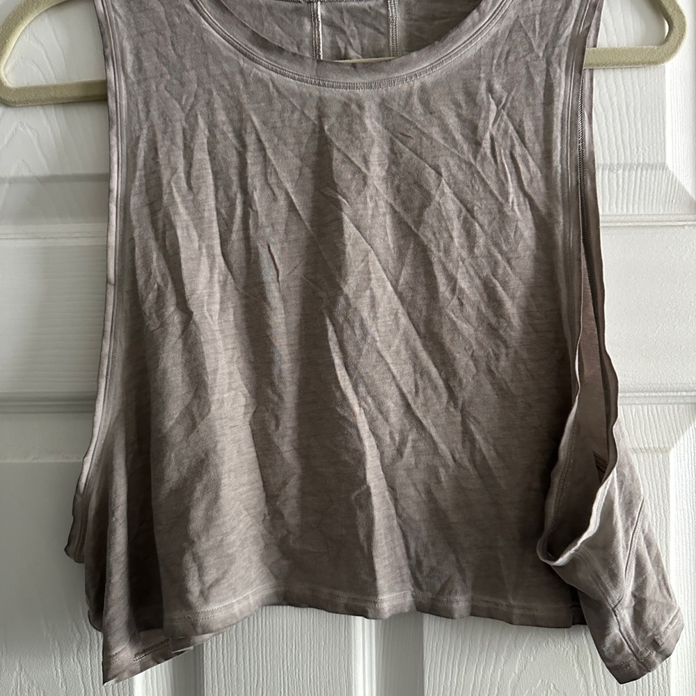 Lululemon All Yours grey cropped tank